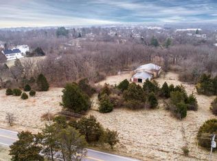 210 Strecker Rd, Ballwin, MO
