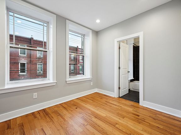 4th image of 1701 W Jefferson St #2