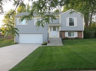 283 Porter Ct, Bartlett, IL