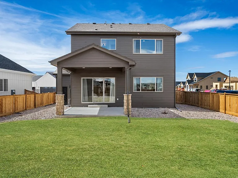 15 Snowcap Dr — Photo 2