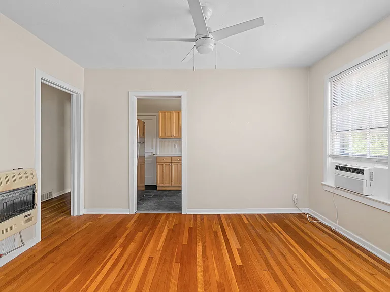 208 Circular Rd #4 — Photo 5