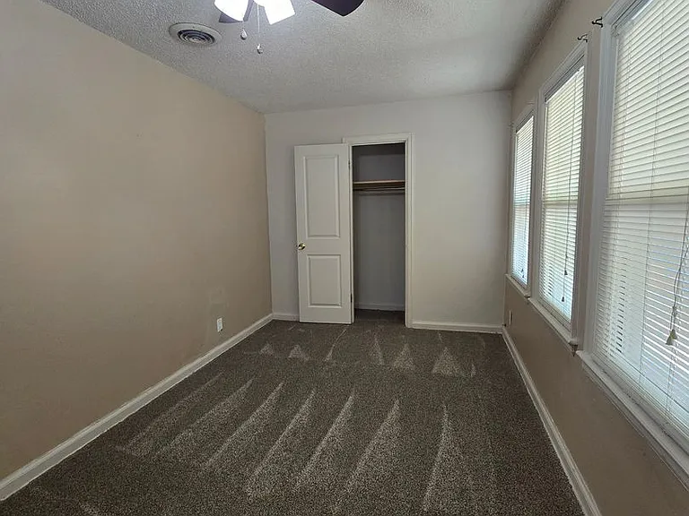 404 E Hopi St — Photo 11