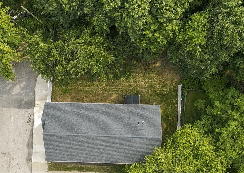 1st image of 4 Cutler St