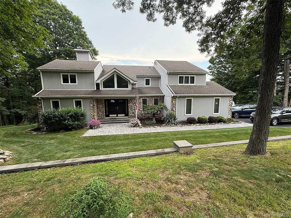 1st image of 7 Tundra Terrace