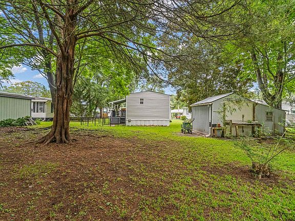 5th image of 167 Crooked Island Circle
