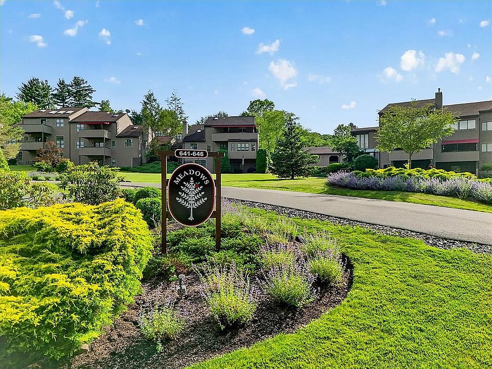 1st image of 643 Meadows Ln