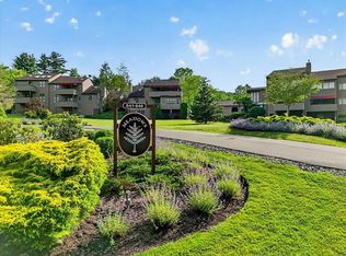 643 Meadows Ln, Dallas, PA 18612