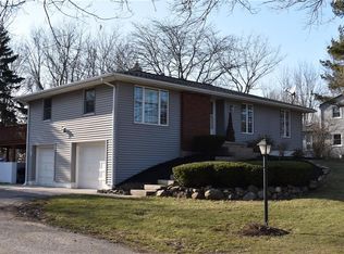 6037 Pease Rd, Williamson, NY 14589