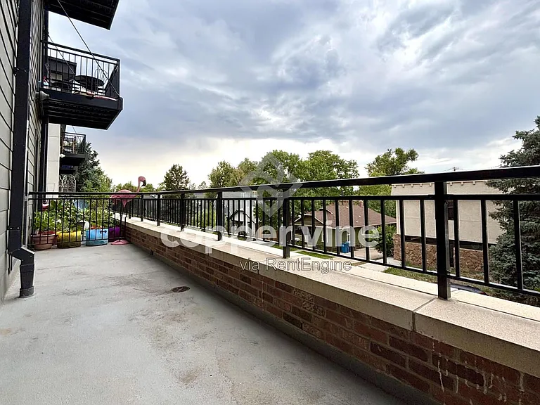 3500 S Corona St #202 — Photo 17