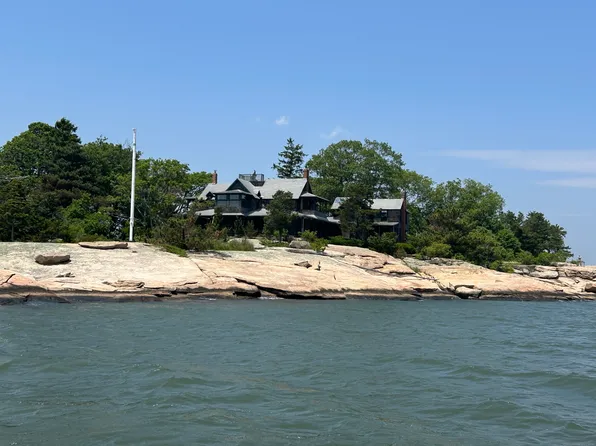 Wayland Is, Branford, CT 06405