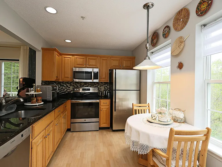 633 Danbury Rd #22 — Photo 10