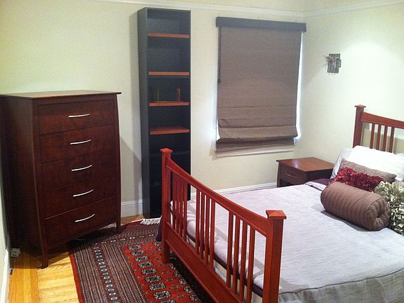 4th image of 743 Carolina St