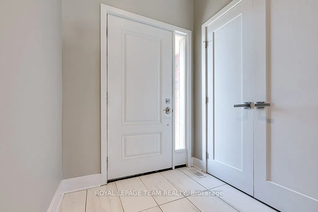 3 bed, $2,700 — Photo 4