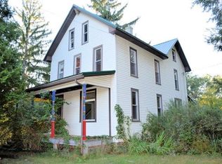 207 Cross Roads Blvd, Coalport, PA 16627