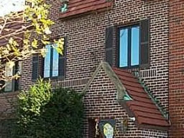 95-19 242nd Street, Floral Park, NY 11001