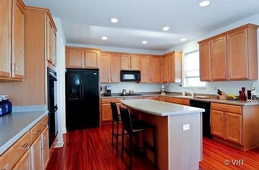 3rd image of 2501 Bluewater Dr