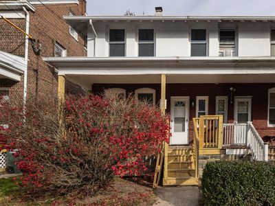 400 East Avenue, Bridgeport, CT, 06610