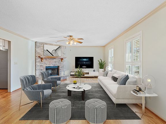 4th image of 2326 Avenal Ct