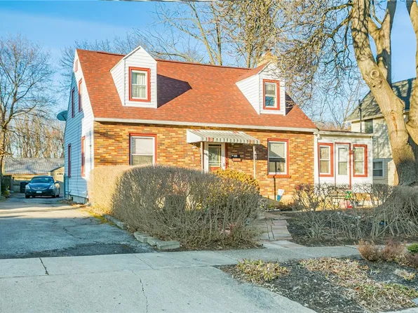 12 Prospect Ave, Geneva, NY 14456