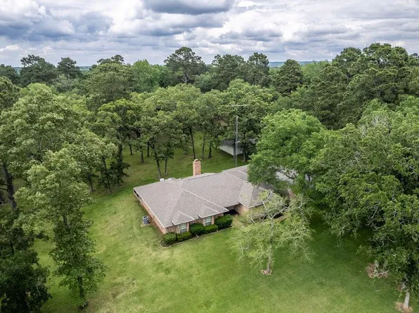 3530 An County Rd #2202, Palestine, TX 75803