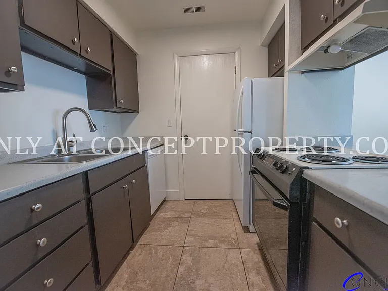 Cottonwood Heights — Photo 103