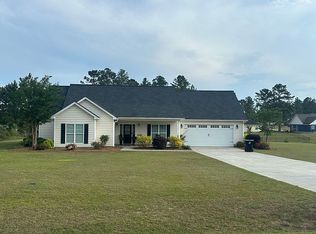 724 Pine Needle Rd, Douglas, GA 31535