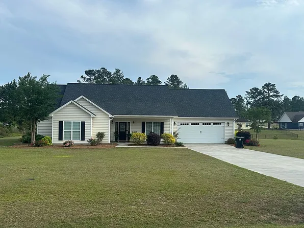 724 Pine Needle Rd, Douglas, GA 31535