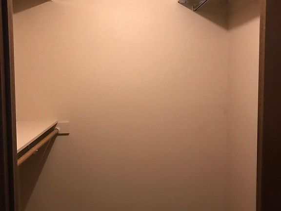 4th image of 2712 Saratoga Dr