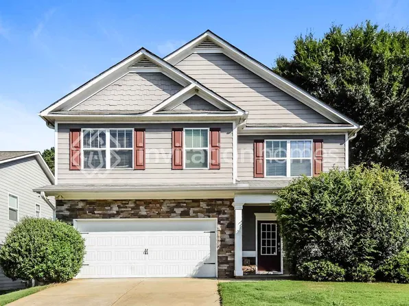 200 Reston Ct, Ball Ground, GA 30107