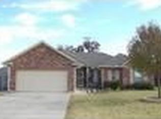 1970 Potter Ct, Midwest City, OK 73130