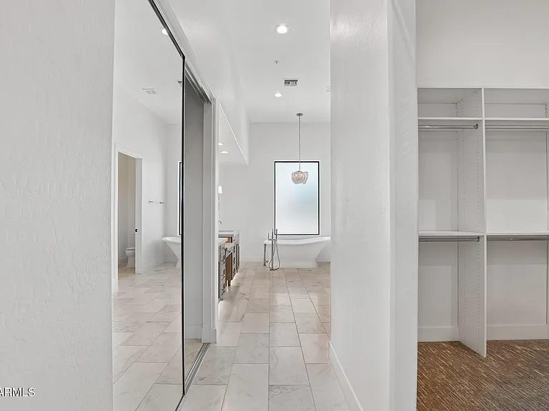 8645 E Wood Dr — Photo 42