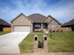 1445 Gardenia, Conway, AR 72034