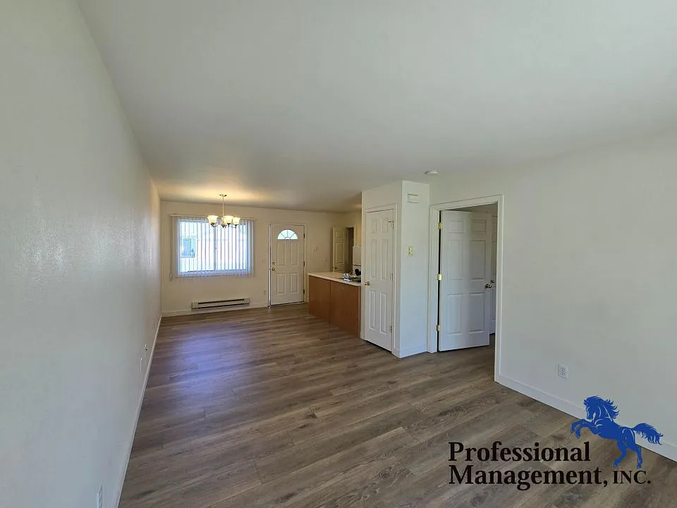 1 bed, 1.0 bath, 650 sqft, $1,200 — Photo 3