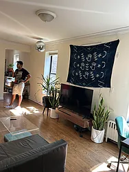 Rented by Batra Group Inc