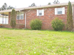 223 Humphrey Dr, Seymour, TN 37865