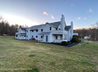 2 Tiger Maple Ln, Saugerties, NY 12477