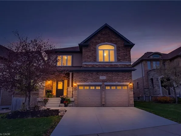 755 Pasture Rose St, Waterloo, ON N2V 0C4