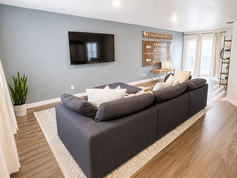 139 Polaris Dr — Photo 11