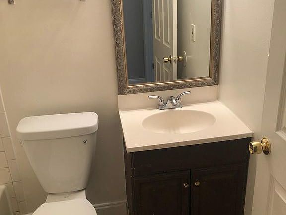 4th image of 503 E Columbus Dr