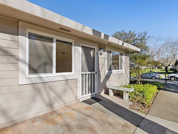 2nd image of 21 Klamath Way