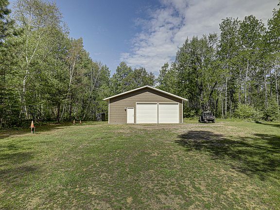 2nd image of 2883 Hancock Lake Rd
