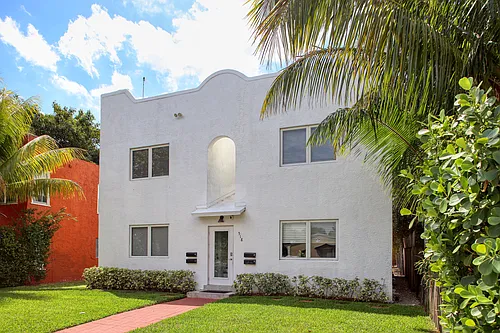 518 Biscayne Dr Photo 1