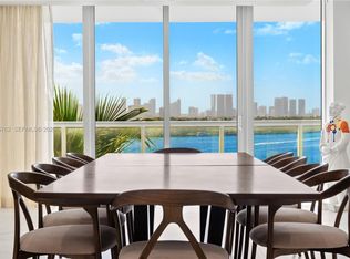 450 Alton Rd #901-902, Miami Beach, FL 33139