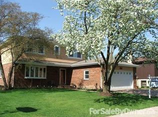 464 Stratford Rd, Des Plaines, IL 60016