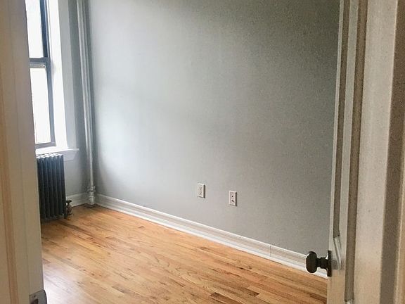 4th image of 656 W 162nd St APT 4F