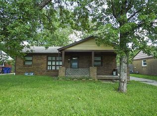 1232 N El Paso Dr, Derby, KS 67037