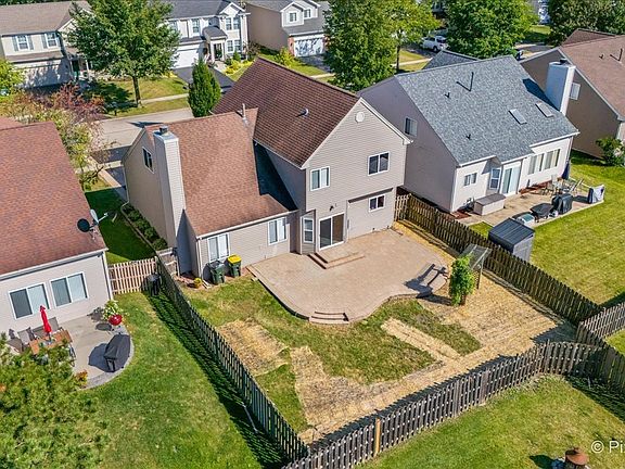 4th image of 2741 Fairfax Ln
