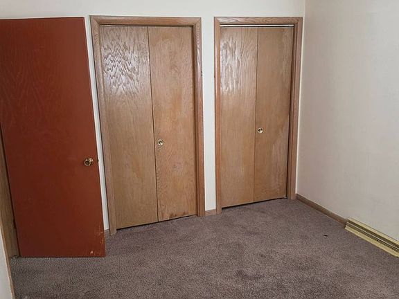 3rd image of 6718 W Warnimont Ave