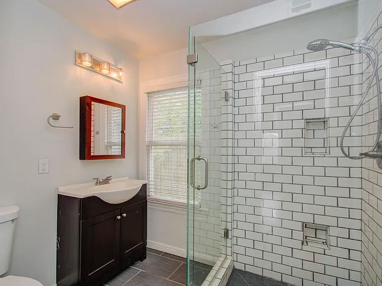 4706 Fisk St — Photo 23