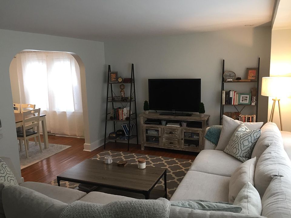 1st image of 370 Saint Lawrence Ave